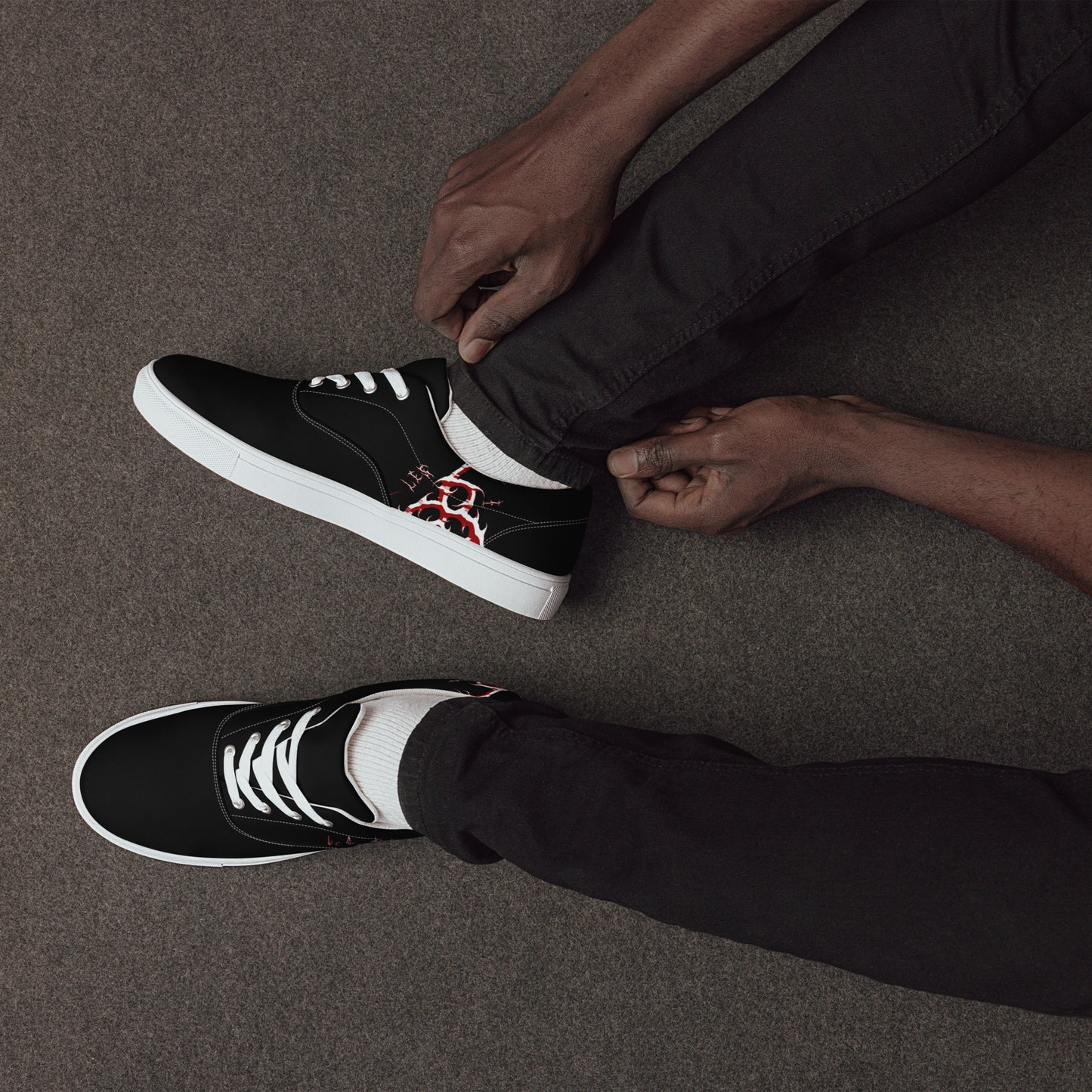 6I66LES,,MEN’s lace-up canvas shoes